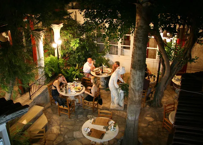 Kiniras Traditional & Restaurant 3* Paphos