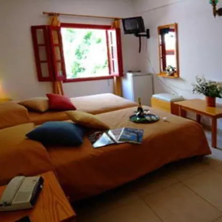 Hotel Kiniras Traditional & Restaurant 3*