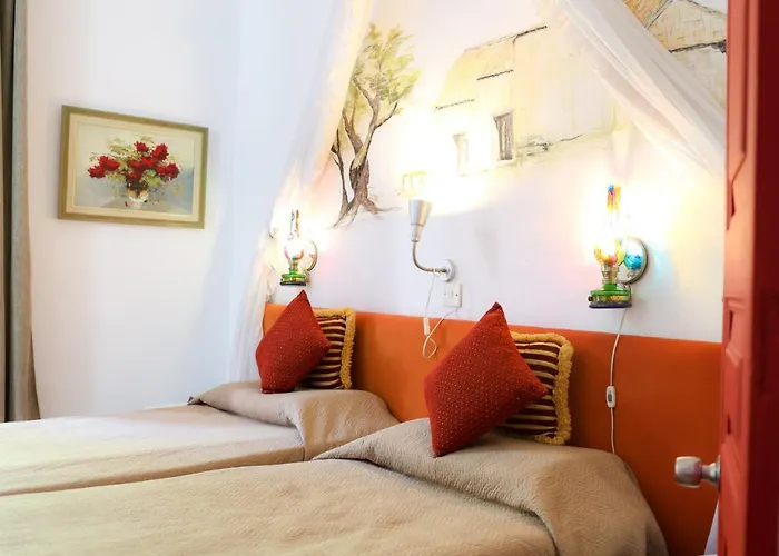 Kiniras Traditional & Restaurant 3*