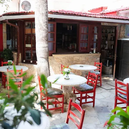 Kiniras Traditional & Restaurant 酒店 Paphos