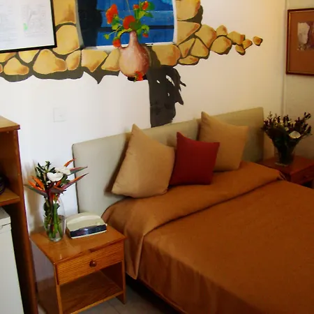 Hotel Kiniras Traditional & Restaurant 3*