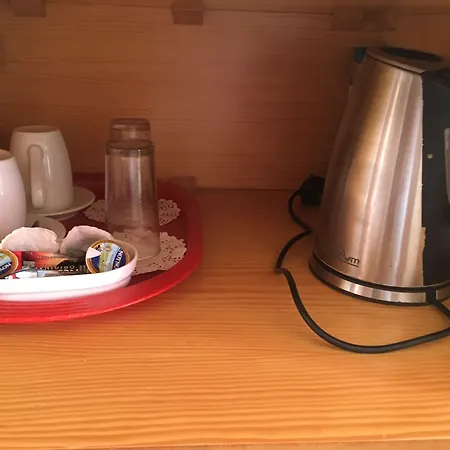 Kiniras Traditional & Restaurant Hotell 3*