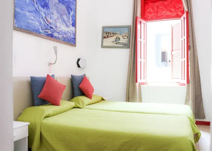 Kiniras Traditional & Restaurant