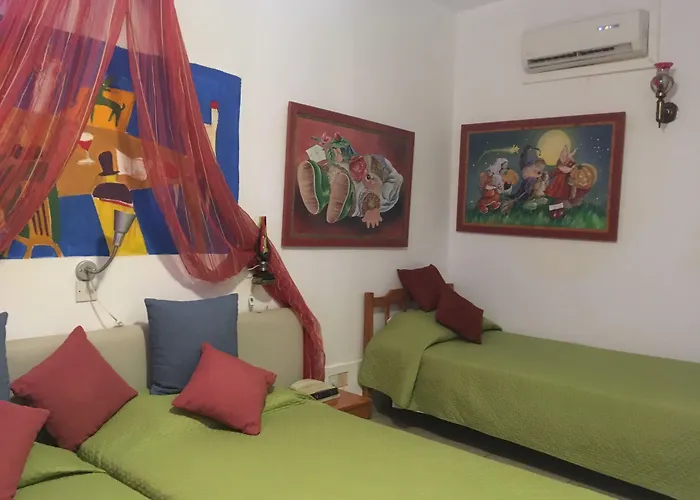 Kiniras Traditional & Restaurant Ξενοδοχείο 3*