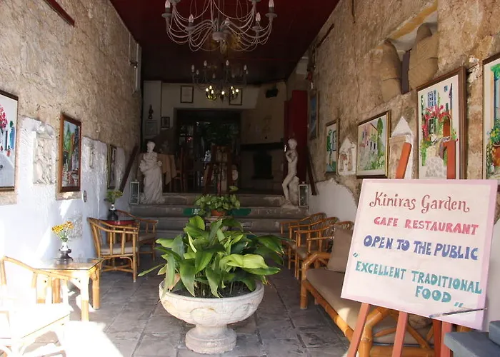 Kiniras Traditional & Restaurant Ξενοδοχείο Πάφος