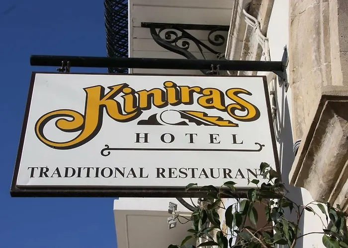 Kiniras Traditional & Restaurant Ξενοδοχείο 3*