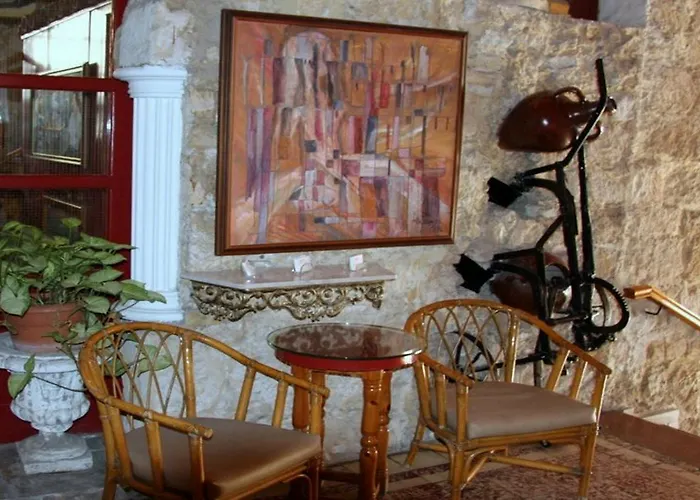 Kiniras Traditional & Restaurant Hotel Paphos