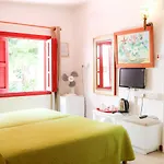 Kiniras Traditional & Restaurant Hotel 3*