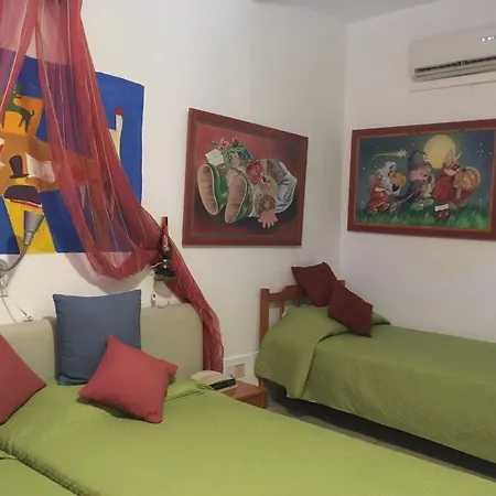 Hotel Kiniras Traditional & Restaurant